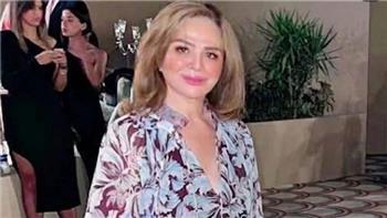 إلهام شاهين تخطف الأنظار بإطلالة أنيقة   