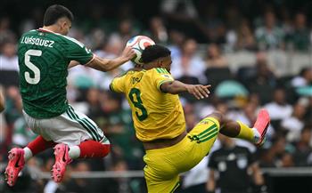 كأس العالم 2026.. طرد لاعب المكسيك أمام جنوب أفريقيا في افتتاح تاريخي