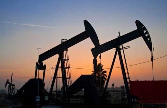 انخفاض خام "برنت" يعزز توقعات تراجع أسعار الوقود في بريطانيا