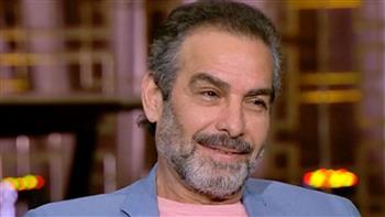 زوجة أحمد عبد العزيز تكشف حقيقة حالته الصحية بعد جراحة بالأحبال الصوتية 