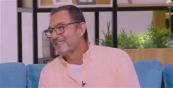 بين الحياة والموت.. تفاصيل الساعات الحرجة في حادث الفنان محمد مرزبان
