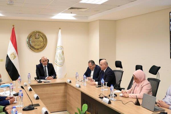 وزيرالتعليم:- إحكام إجراءات التفتيش قبل دخول لجان الثانوية العامة ومنع اصطحاب الهواتف