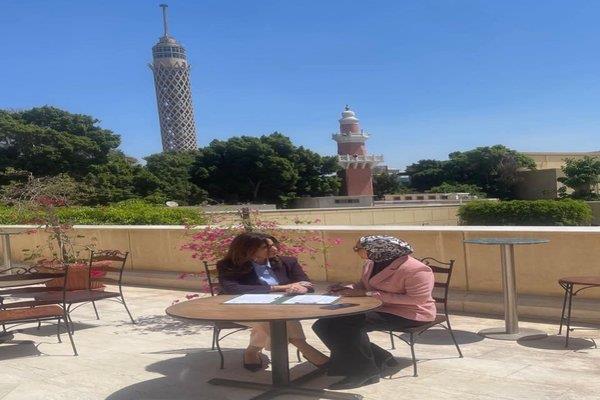وزيرة الثقافة تستقبل محافظ الوادي الجديد بالأوبرا لبحث تعزيز العدالة الثقافية وتنمية الخدمات بالمحافظة