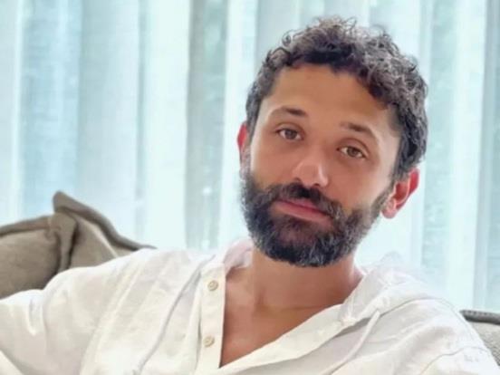 كريم محمود عبد العزيز يوجه رسالة لابنته بعد تخرجها