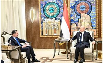 العليمي: السلام الحقيقي يبدأ من احترام سيادة الدول وحسن الجوار وإنهاء دعم الميليشيات