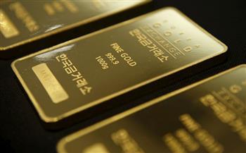 الذهب يستقر قرب أعلى مستوى في أسبوع مع ترقب اجتماعات البنوك المركزية الكبرى
