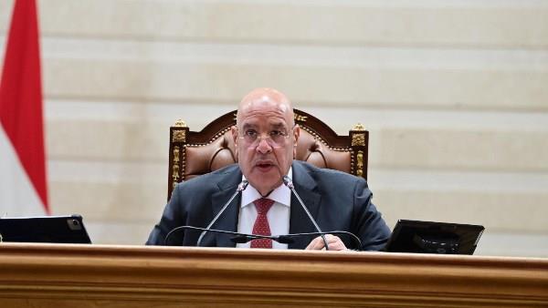 خلال الجلسة العامة.. رئيس مجلس النواب يهنئ الرئيس السيسي بالعام الهجري الجديد 
