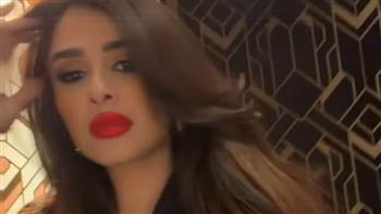 ياسمين عبدالعزيز تشارك جمهورها كواليس فيلم "خلي بالك على نفسك"