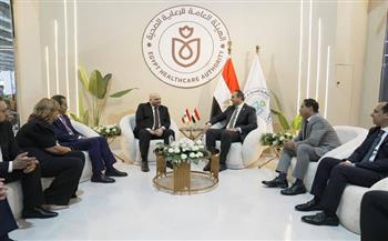 رئيس الرعاية الصحية يلتقي وزير الصحة اللبناني لبحث نقل التجربة المصرية في الإصلاح الصحي 