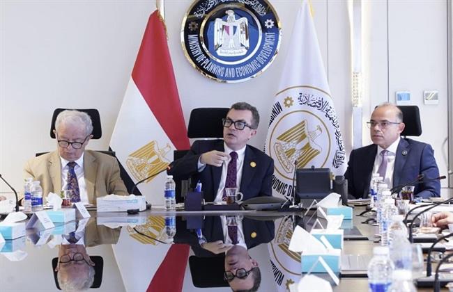وزير التخطيط يترأس مجلس إدارة "بنك الاستثمار القومي" لمتابعة خطط إعادة الهيكلة وتوظيف الأصول