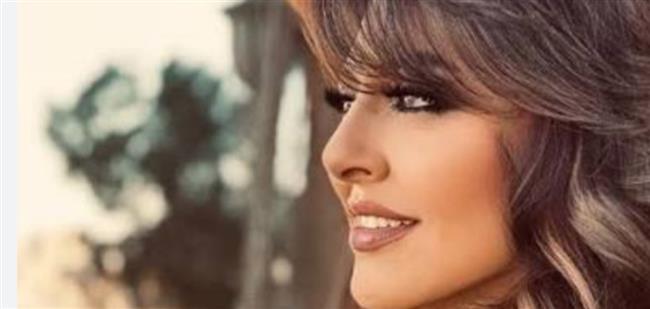 إلهام شاهين وليلى علوي وهالة صدقي يؤازرن منتخب  مصر في كأس العالم  من فوق السحاب  