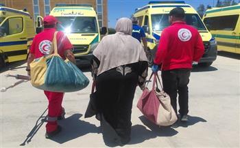 معبر رفح البري يستقبل دفعة جديدة من العائدين الفلسطينيين إلى قطاع غزة