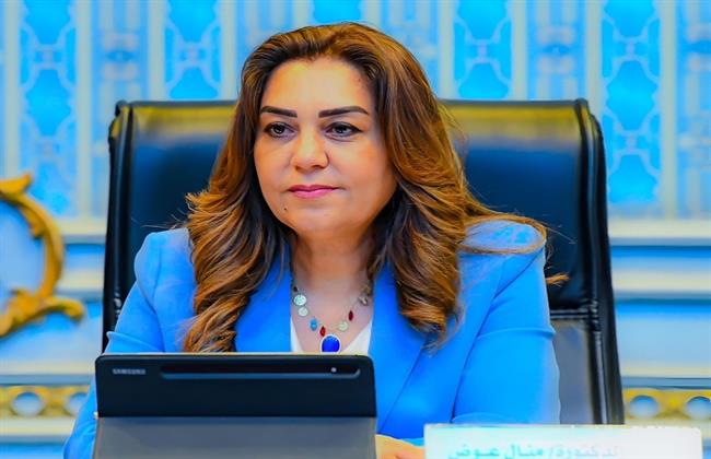 وزيرة التنمية المحلية تطمئن علي الحالة الصحية لرئيسة وحدة قروية بكفر الشيخ أُصيبت أثناء أداء عملها