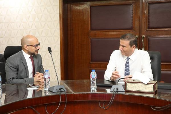 وزير الزراعة يبحث مع ممثلي شركة "بيتي" ضخ استثمارات جديدة ودعم صغار المربين  
