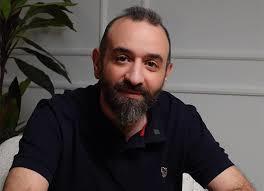 عمرو سلامة: السينما المصرية تفتقد أفلام الرعب والخيال العلمي.. ونحتاج لمغامرات فنية محسوبة  