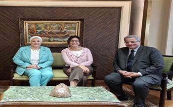 الثقافة والقومي للطفولة والأمومة يتفقان على إعداد بروتوكول تعاون لتنفيذ أنشطة صيفية للأطفال