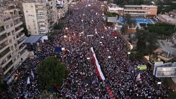 خبراء سياسيون: مصر قدمت بعد ثورة 30 يونيو نموذجا فريدا في مواجهة التحديات الكبرى وبناء المستقبل