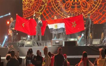 سعد الصغير يحتفل بنجاح حفله في موازين: تحية لشعب المغرب العظيم  
