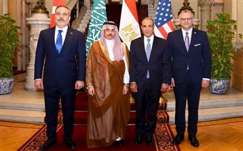 وزير الخارجية يبحث مع السعودية وتركيا والولايات المتحدة تطورات الأوضاع الإقليمية وتعزيز الاستقرار في المنطقة