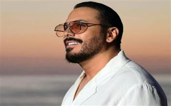 رامي عياش يشعل الـ"تريند" ويعيد إطلاق "خد حرير" بثوب عصري