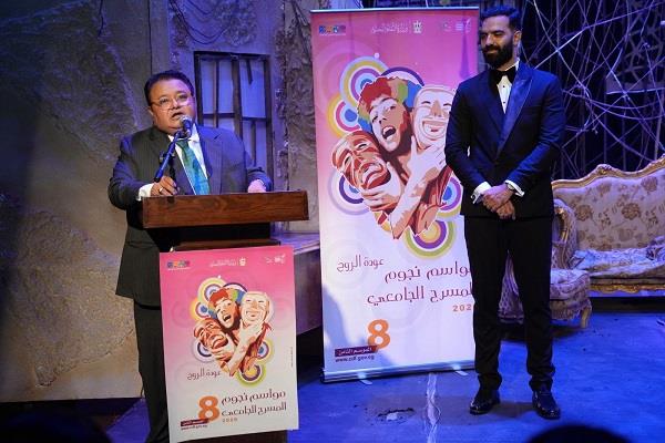 عروض مسرحية وورش تراثية وثقافية بمراكز الإبداع 