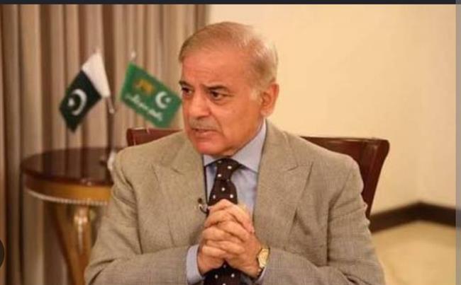 إعلام باكستاني: رئيس الوزراء الباكستاني سيغادر سويسرا صباح الأربعاء