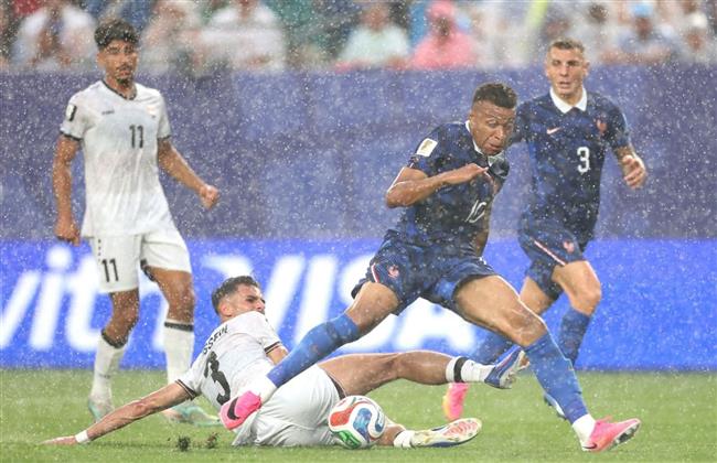 العرب في المونديال.. استئناف الشوط الثاني من مباراة فرنسا والعراق