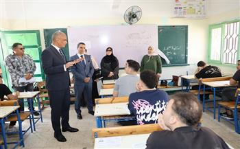 كفر الشيخ: هدوء داخل لجان الثانوية العامة وتوفير جميع التيسيرات لضمان أداء الطلاب امتحاناتهم في أجواء مناسبة 