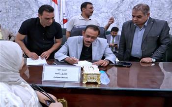 محافظ سوهاج يعقد اللقاء الجماهيري الأسبوعي لبحث مطالب المواطنين وحل مشكلاتهم