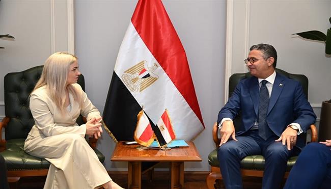 وزير التموين يبحث مع وفد بولندي تعزيز التعاون في الأمن الغذائي وتجارة الحبوب