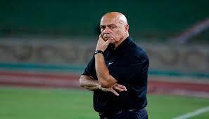 الزمالك ينهي أزمة مستحقات جروس وصفقتي شيكو بانزا والدباغ