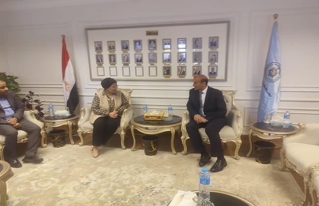 نائب وزير الصحة تتابع تنفيذ الخطة العاجلة للسكان بأسيوط وتبحث تطوير خدمات صحة الأم والطفل