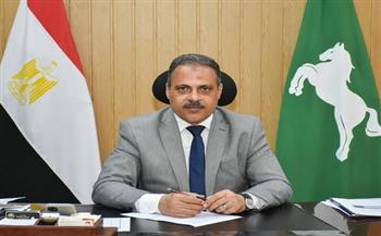 محافظ الشرقية :مجازاة 61 من العاملين بالجهاز الإدارى والمنشآت الخدمية لإهمالهم في عملهم