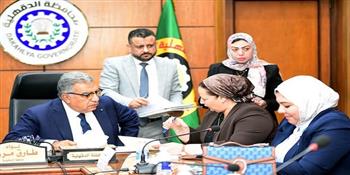محافظ الدقهلية في الاجتماع الدوري مع أعضاء مجلسي النواب والشيوخ التوجيه لأعضاء الجهاز التنفيذي بالتعاون الكامل