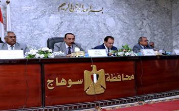 بعد حركة التنقلات الأخيرة.. محافظ سوهاج يجتمع بالقيادات المحلية ويحدد أولويات المرحلة المقبلة
