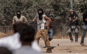 مستوطنون يقتحمون قرية شمال شرق القدس المحتلة