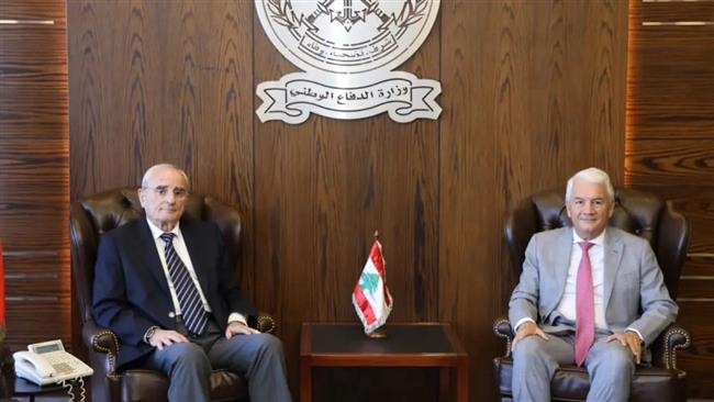 وزير الدفاع اللبنانى والسفير الإيطالي يبحثان التطورات الأمنية في الجنوب
