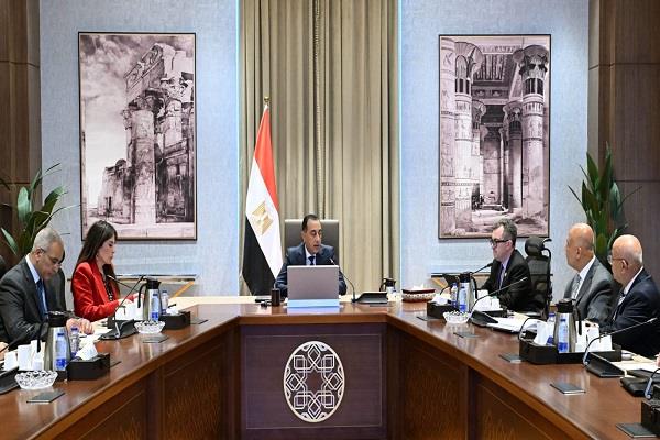 رئيس الوزراء: الدولة تعمل على التوسع في تنفيذ مشروعات التحلية من خلال تنفيذ محطات حديثة وفق أحدث التكنولوجيات 