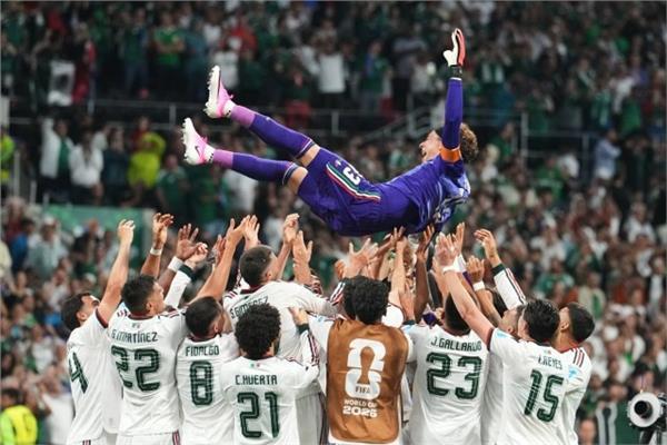 كأس العالم 2026.. أجيري بعد صدارة المكسيك: "إنها ليلة التاريخ لأوتشوا"  