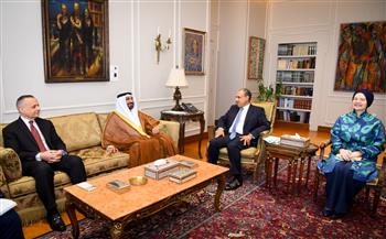 وزير الخارجية يستقبل رئيس البرلمان العربي لبحث سبل تعزيز العمل العربي المشترك