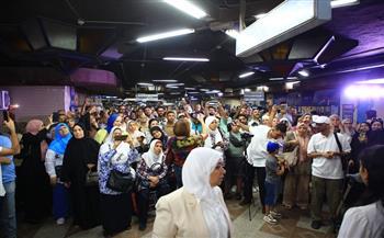 عروض الأوبرا تُبهج ركاب مترو الشهداء.. تعاون بين النقل والثقافة لتحويل المحطات إلى منصات للإبداع