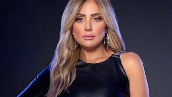 نجمات الفن يواجهن التنمر الإلكتروني باللجوء إلى القضاء.. آخرهن ريم البارودي 