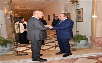 الرئيس السيسي يدعو لمعالجة الأسباب الجذرية لأزمات اللجوء والنزوح