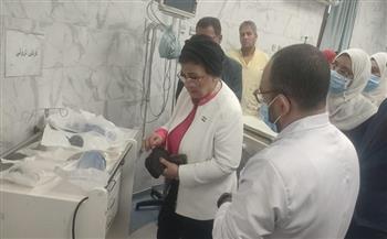 نائب وزير الصحة تواصل جولتها الميدانية بسوهاج لتطوير خدمات الرعاية الأولية وتنمية الأسرة وصحة الأم والطفل