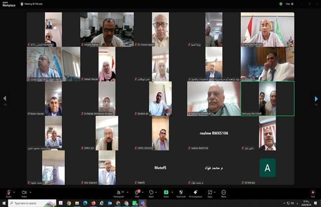 "الزراعة" تعقد اجتماعا موسعا لتنشيط مجمعات "حياة كريمة" وتذليل العقبات أمام المزارعين