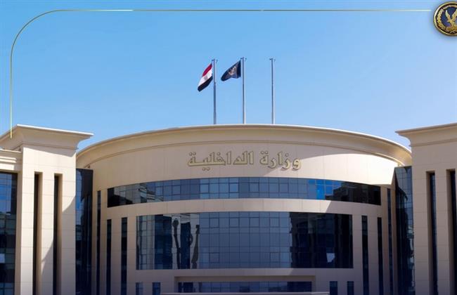 وزارة الداخلية تكشف ملابسات إطلاق نار على سيارة بها راهبان بالفيوم
