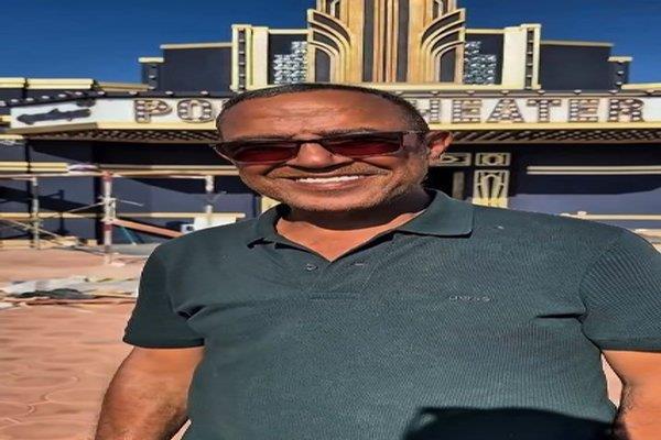 أشرف عبد الباقي يروج لانطلاق عروض «سوكسيه» في بورتو مارينا