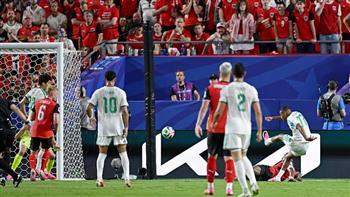 كأس العالم 2026.. الجزائر تتعادل مع النمسا ويتأهلا سويا لدور الـ 32  