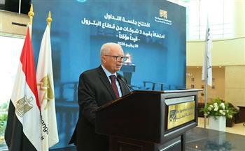 نائب رئيس الوزراء للشؤون الاقتصادية يشهد قرع جرس التداول بالبورصة احتفاءً بالقيد المؤقت لـ4 شركات حكومية 