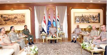 وزير الدفاع يلتقي نائب القائد العام للجيش الوطني الليبي ورئيس الأركان العامة للجيش الوطني الليبي